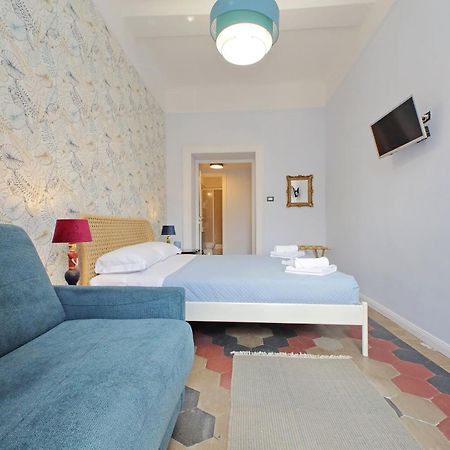 רומא Colosseo Kokedama Rooms מראה חיצוני תמונה